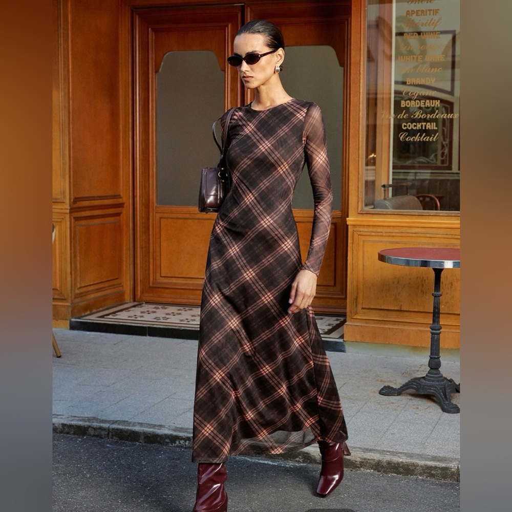 NEVER WORN! Chic Long Sleeve Mesh Plaid Dress